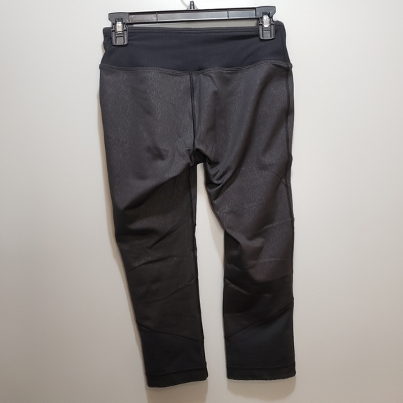 Reebok Printed Capri Leggings Small - Picture 6 of 15